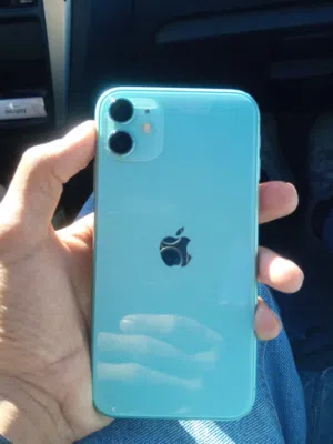 Apple iPhone 11 128 GB in Amman