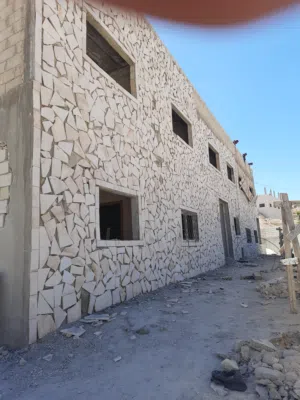 760 m2 More than 6 bedrooms Townhouse for Sale in Zarqa Hay Ja'far Al-Tayyar