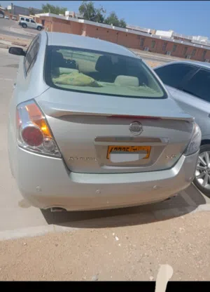 Used Nissan Altima in Al Batinah