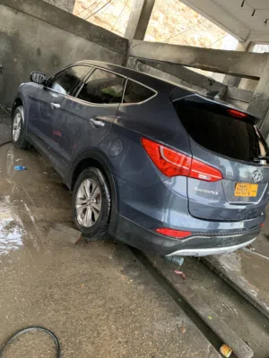 Used Hyundai Santa Fe in Al Mukalla