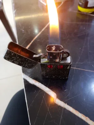 قداحة zippo مختومه use بسعر نار