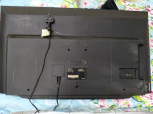 شاشه شارب استعمال خفيف بحاله جيده ما مبطله ابده السعر 30 ريال بدون تفاوض