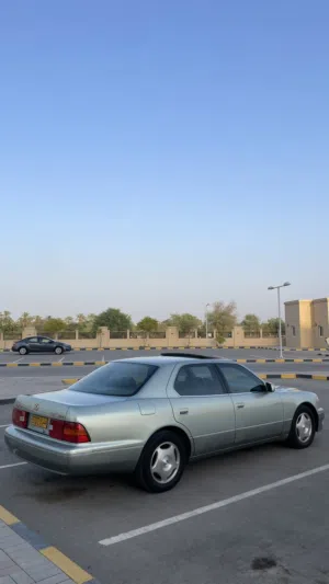 لكزس 400 للبيع نظيفف