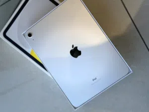 Ipad 10 64g كثير نظيف