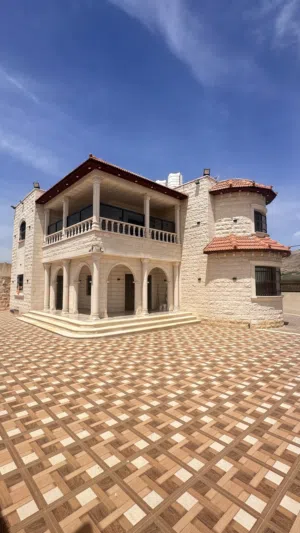More than 6 bedrooms . 3 Bathrooms . 150 m20