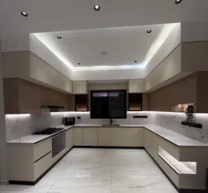 مطبخ ايطالي بالتصميم اللي فبالك تشتري الرصيد ب250 وتحصل نص السعر على كلشي