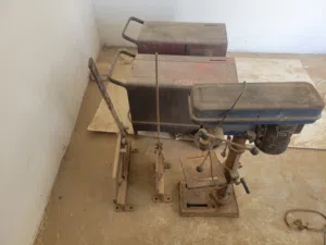 زوز ماكين لحام إيطاليا 300 حالتها كويسه