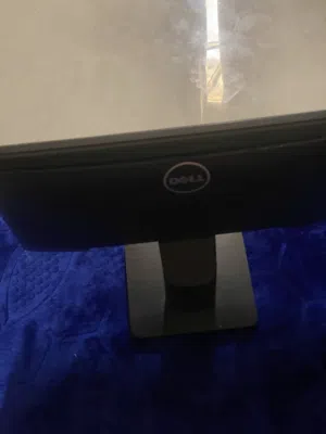  Dell monitors for sale  in Muscat