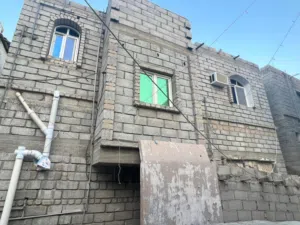 للبيع بيت دورين