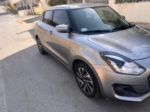 Suzuki Swift GLX 2023 - Low Mileage - first Owner