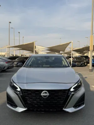 1250 AED/MONTH - 0% DP - NISSAN ALTIMA SR 2024 - LOW MILEAGE  نيسان التيما قابلة للتقسيط البنكي