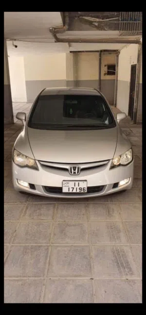 Honda . Civic . 2006 . Used0