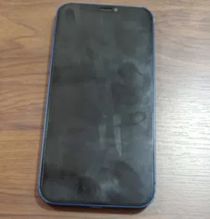 iPhone 12  سعر 75