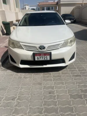 للبيع تيوتاء كامري حاله وكاله