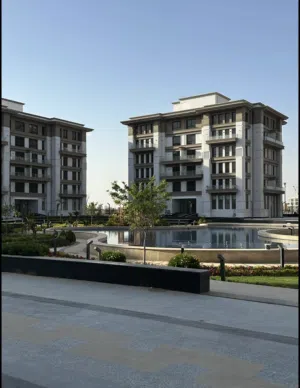 شقة للبيع متشطبة سوبر لوكس بالتكيفات امام الجامعة الأمريكية مطلوب مليون و 800 الف كاش