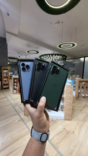 Iphone 13 pro max - 256gb - battery 90+  بحاله الوكالة-  بسعر اقل من السوق