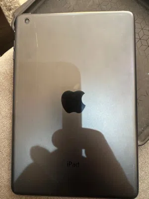 ايباد للبيع نوع ابل