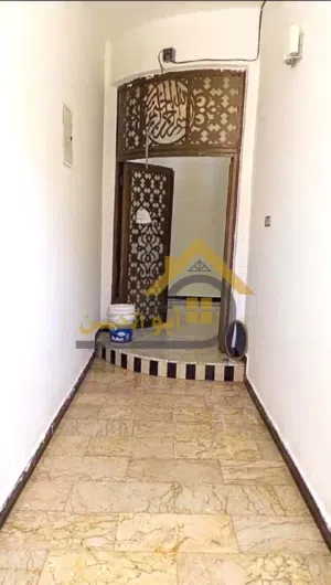 شقة سكنية او مكتبية للايجار في منطقة مناوي لجم