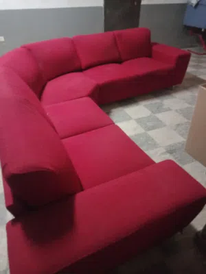 طقم ركنيه اللون احمر ممتاز