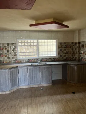 90 m2 3 Bedrooms Apartments for Rent in Zarqa Al Zawahra