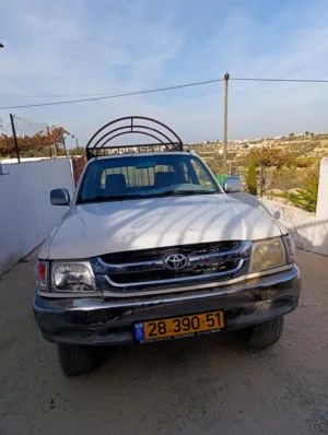 Used Toyota Hilux in Hebron