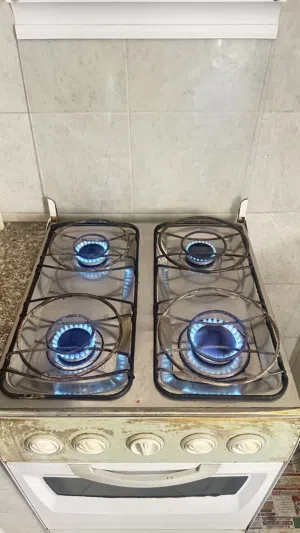 4-Burner Gas Cooking Range with no Oven – Working Condition