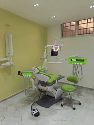 عيادات أسنان