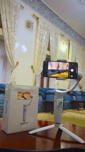 حامل ومانع اهتزاز للتصوير الاحترافي