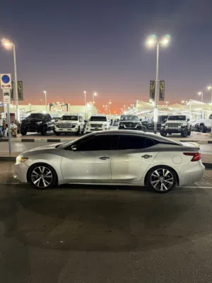 Used Nissan Maxima in Dubai