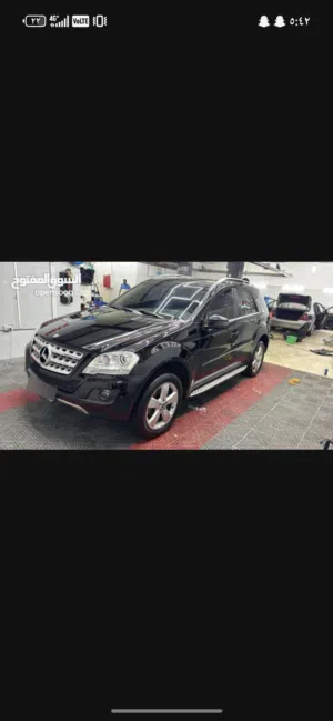 مرسيدس ml 350موديل 2011  فل اضافات لون اسود لا تحتاج اي شي ترخيص سنه  من تاريخ التنازل
