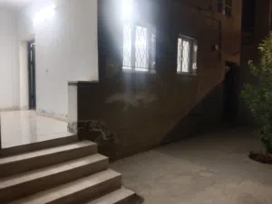 للايجار طابق ارضي