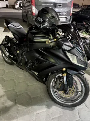 كاواساكي ZX10R موديل 2015 عداد 90الف
