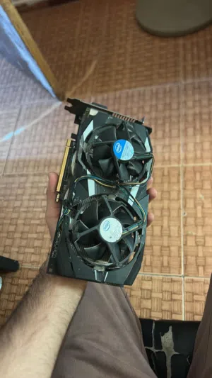 كرت شاشه Rx 580 4gb مغير مراوح