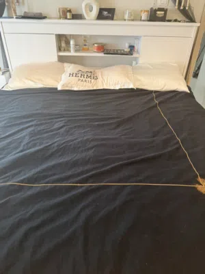 King size Bed