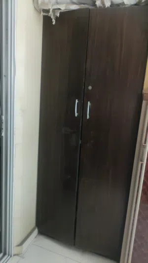دولاب تخزين