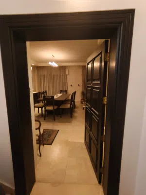 250 m2 3 Bedrooms Apartments for Rent in Amman Abdoun