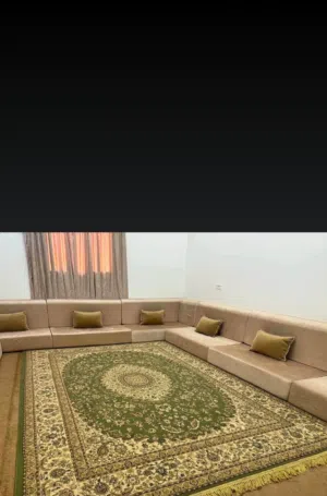 جلسة أرضية للبيع