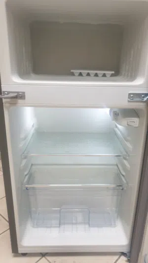 ثلاجة Nikai 135L Gross/88L Net, Small Double Door Refrigerator مع كفالة جديدة