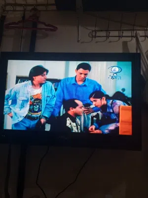 شاشه مع ريسيفر هيوماكس