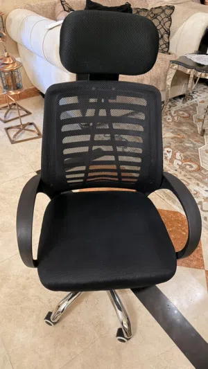 كرسي مكتب للبيع