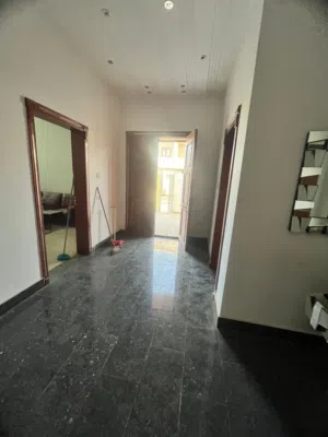 1212 مبنى للايجار الدريبي  الطريق الدايري التالت  لاي نشاط او  مدرسة 16 حجرة ysin