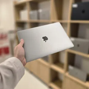MacBook - Intel Core M3 - 8GB RAM - 256GB SSD