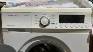 غساله ملابس DAEWOO DE 11كيلو السعر قابل للتفاوض فل اتوماتيك