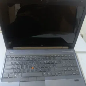 لابتوب HP EliteBook شاشة 14 بوصة مع ويندوز 10 برو لابتوب إتش بي EliteBook نظيف بحالة ممتازة SSD 256