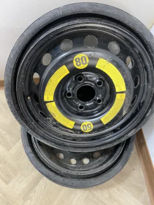 اسبير سياره طوارق للبيع