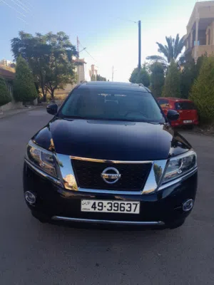 Used Nissan Pathfinder in Amman