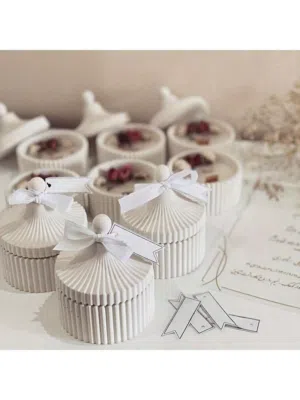 17 قالب سيليكون أشكال مختلفة للشمع او الجبس