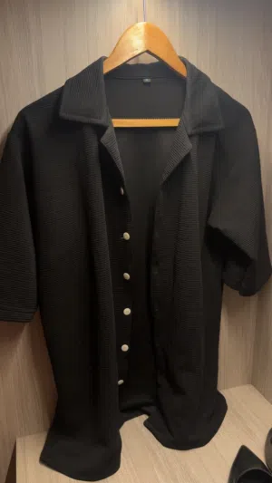 Black short sleeve shirts