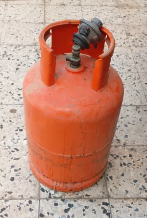 اسطوانة غاز مع الساعة للبيع
