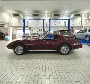 Corvette Stingray 1975 Saudi registration & plates (only parked in Bahrain)